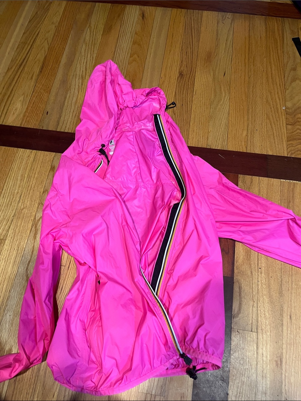 K-Way Women's Bright Pink Packable Hooded Windbreaker